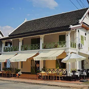 Barn Laos Hostel